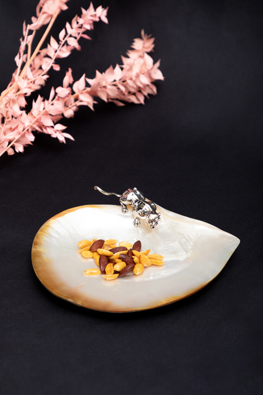 Mother of Pearl Plate with Tiger