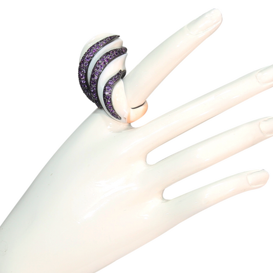 Wave Shell Ring with Amethyst