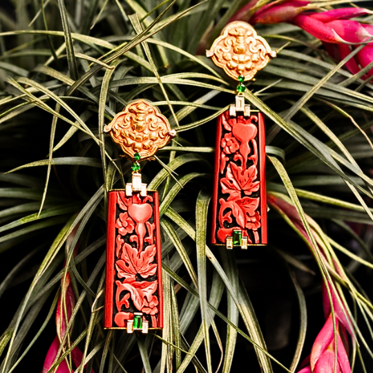 Cinnabar Lacquer Earrings with Buckle Flower , Diamonds and Tsavorite